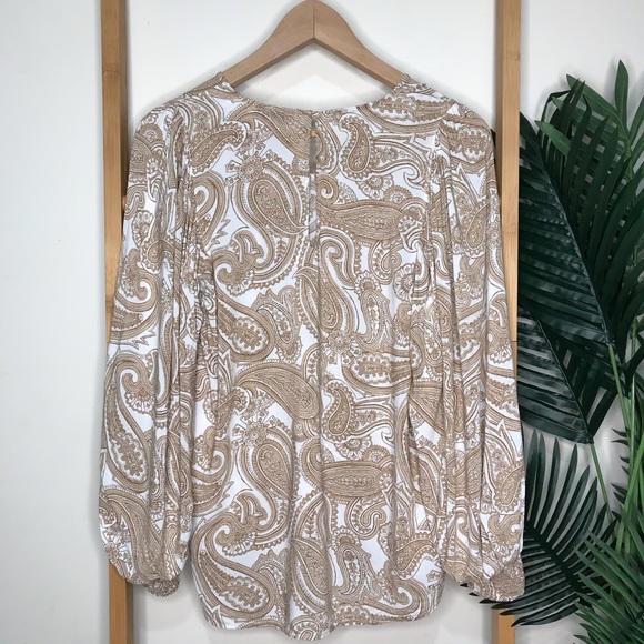 SOLD Country Road Beige Paisley Print Top 4 - Picture 3 of 13